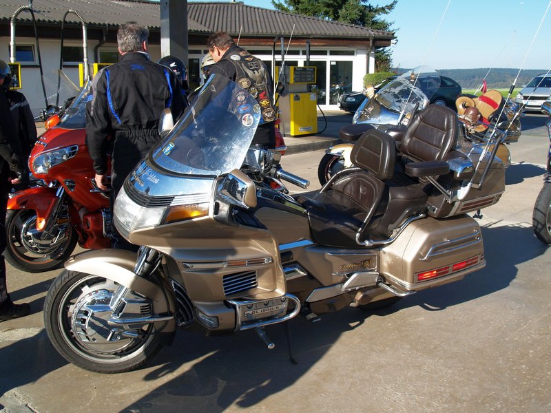 PA195437.JPG